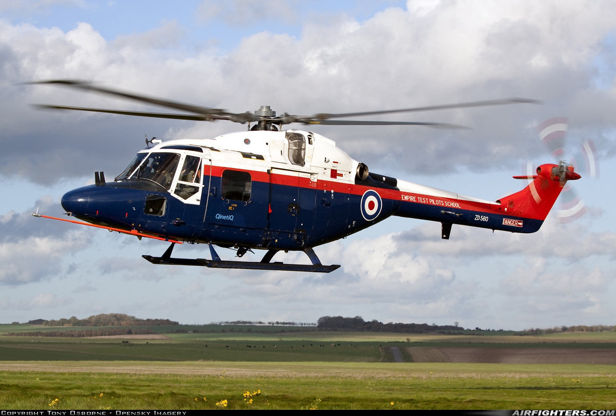 Company Owned - QinetiQ Westland WG-13 Lynx AH7 ZD560 at Off-Airport - Salisbury Plain, UK