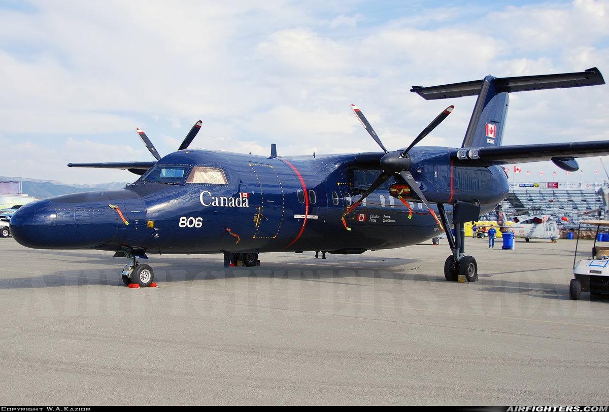 Canada - Air Force De Havilland Canada CT-142 Dash 8 (DHC-8-102) 142806 at Salinas Municipal (SNS / KSNS), USA