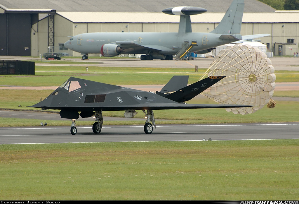USA - Air Force Lockheed F-117A Nighthawk 84-0825 at Fairford (FFD / EGVA), UK