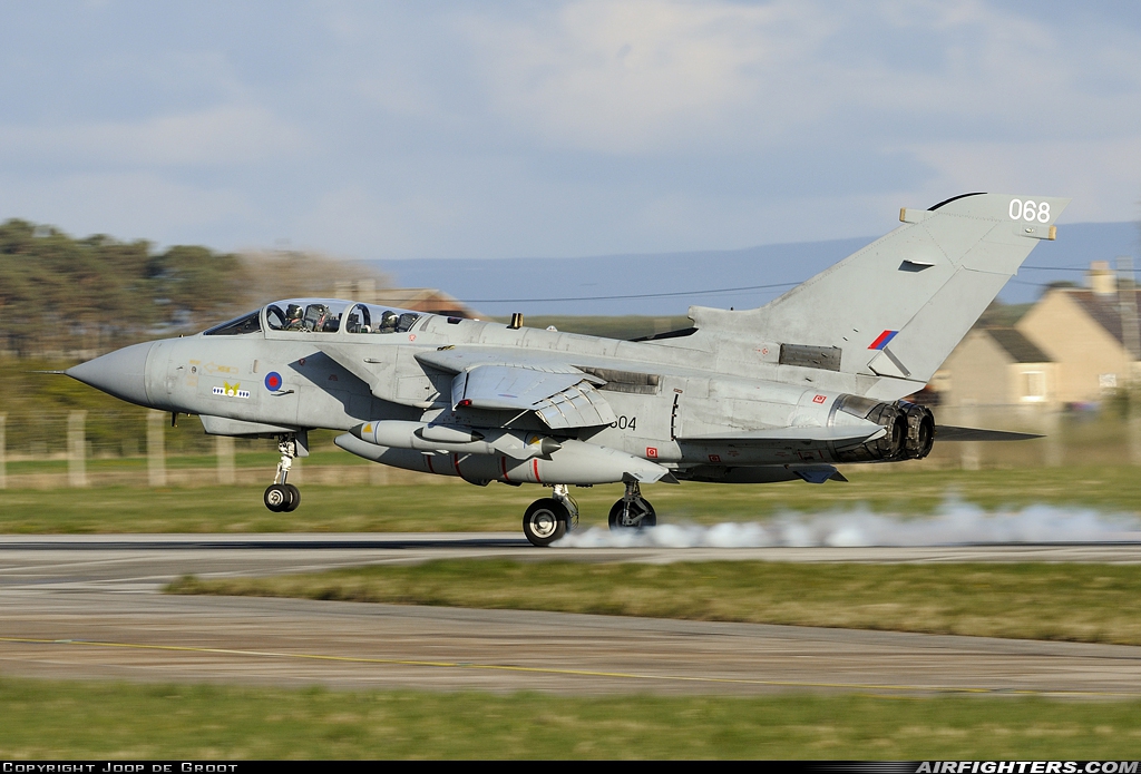 UK - Air Force Panavia Tornado GR4(T) ZA604 at Lossiemouth (LMO / EGQS), UK