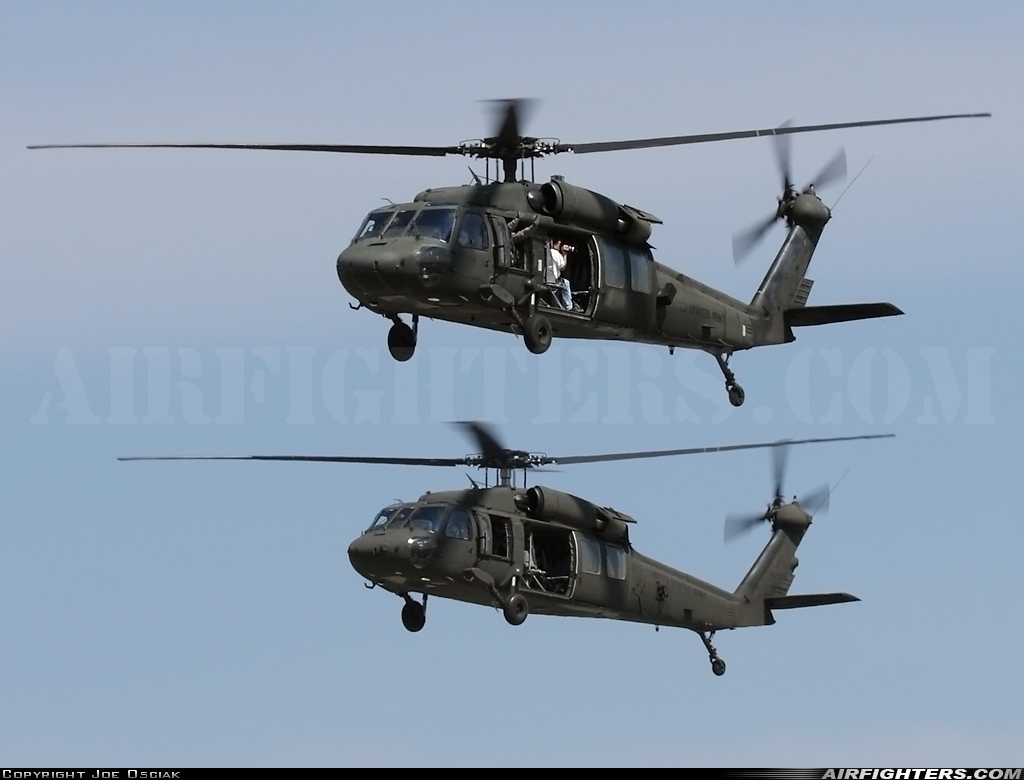 USA - Army Sikorsky UH-60A Black Hawk (S-70A) 86-24530 at North Kingstown - Quonset State (Quonset Point NAS) (OQU / NCO / RI12 / KOQU), USA