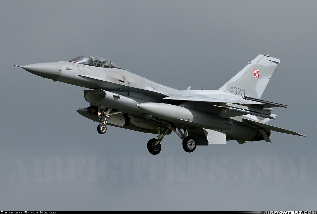 Poland - Air Force General Dynamics F-16C Fighting Falcon 4070 at Leeuwarden (LWR / EHLW), Netherlands