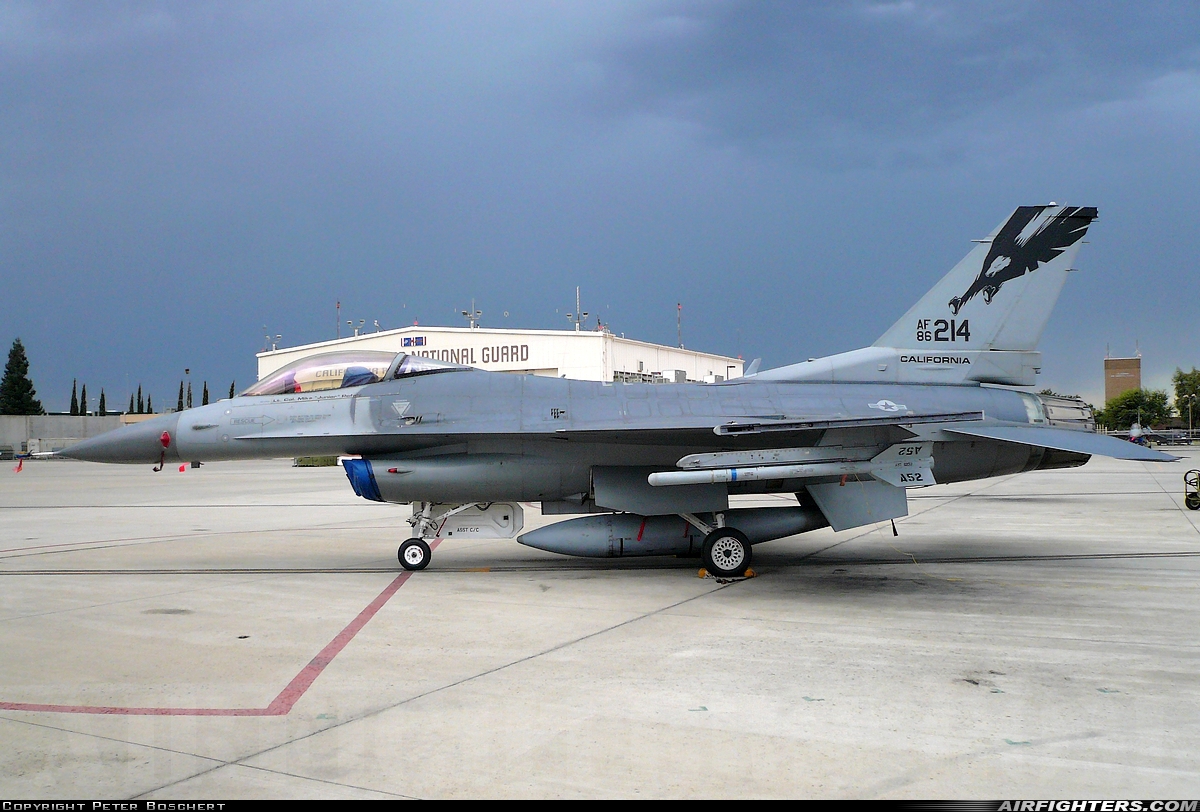 USA - Air Force General Dynamics F-16C Fighting Falcon 86-0214 at Fresno - Yosemite International (Air Terminal) (FAT / KFAT), USA