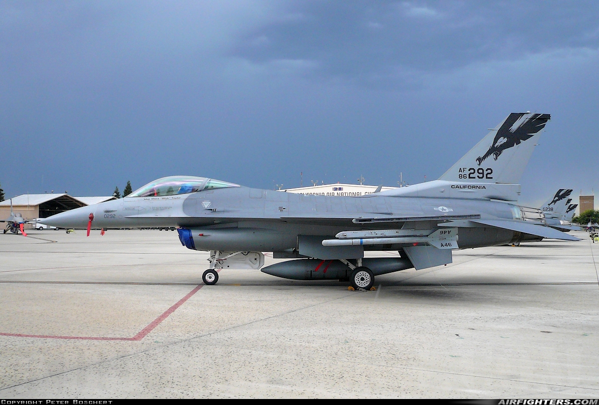 USA - Air Force General Dynamics F-16C Fighting Falcon 86-0292 at Fresno - Yosemite International (Air Terminal) (FAT / KFAT), USA