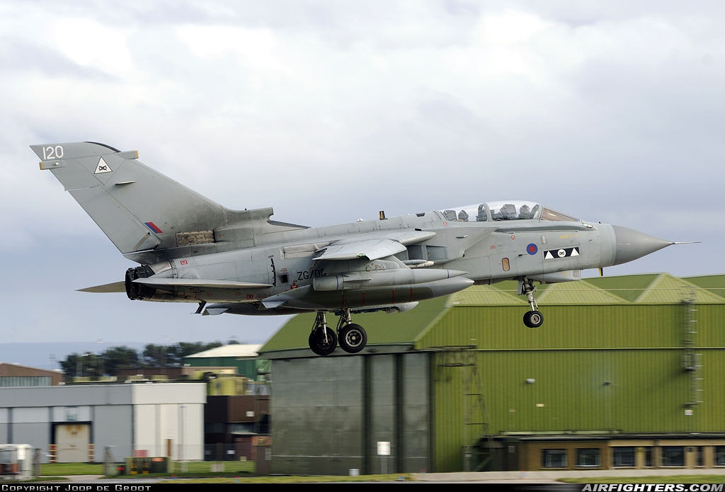 UK - Air Force Panavia Tornado GR4A ZG709 at Lossiemouth (LMO / EGQS), UK