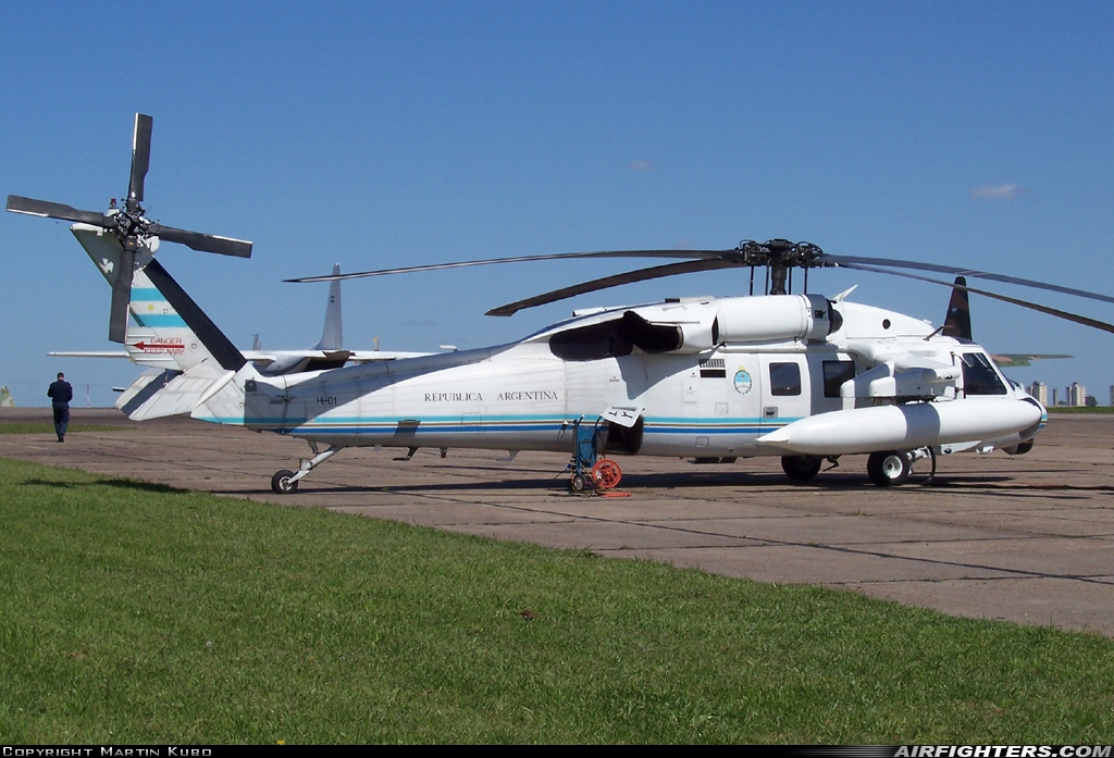 Argentina - Government Sikorsky S-70 (H-60 Black Hawk/Seahawk) H-01 at El Palomar (PAL / SADP), Argentina