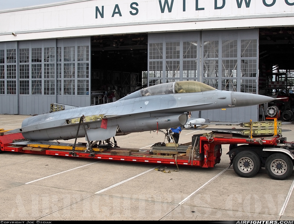 USA - Air Force General Dynamics F-16B Fighting Falcon 78-0088 at Wildwood-Cape May Airport (KWWD), USA