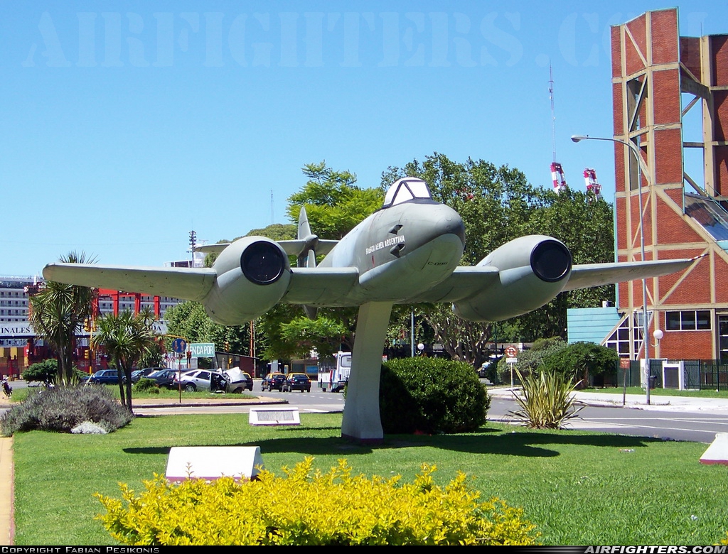 Argentina - Air Force Gloster Meteor F.4 C-095 at Off-Airport - Buenos Aires, Argentina
