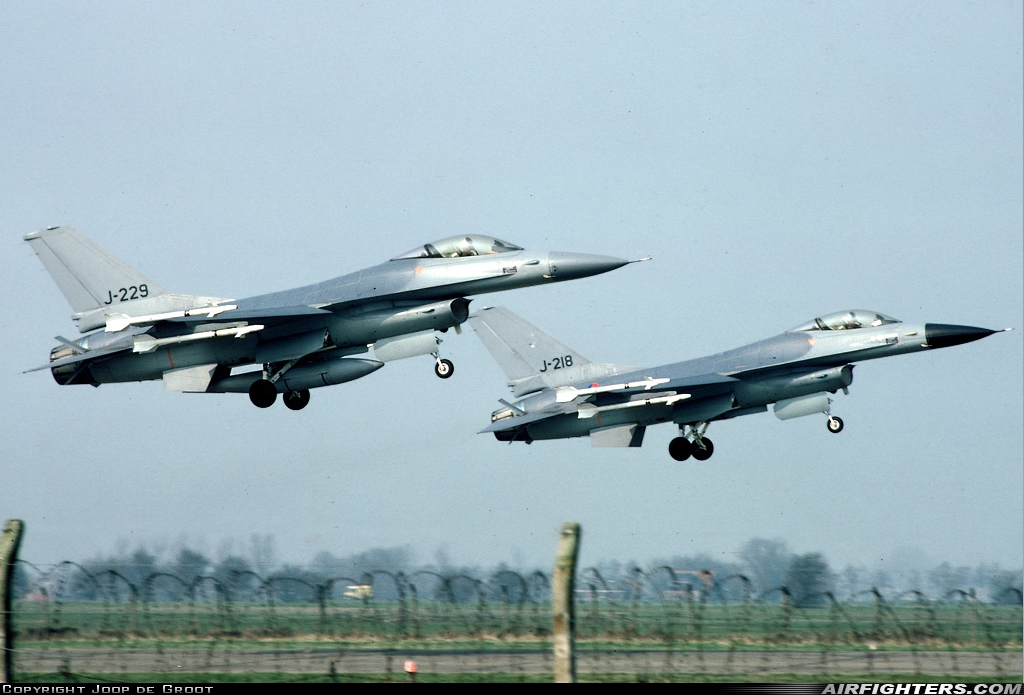 Netherlands - Air Force General Dynamics F-16A Fighting Falcon J-229 at Leeuwarden (LWR / EHLW), Netherlands