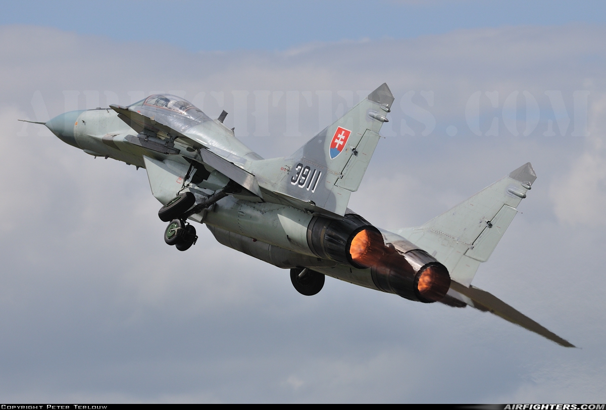 Slovakia - Air Force Mikoyan-Gurevich MiG-29A (9.12A) 3911 at Florennes (EBFS), Belgium