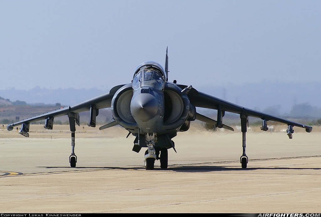USA - Marines McDonnell Douglas AV-8B+ Harrier ll 165568 at San Diego - Miramar MCAS (NAS) / Mitscher Field (NKX / KNKX), USA