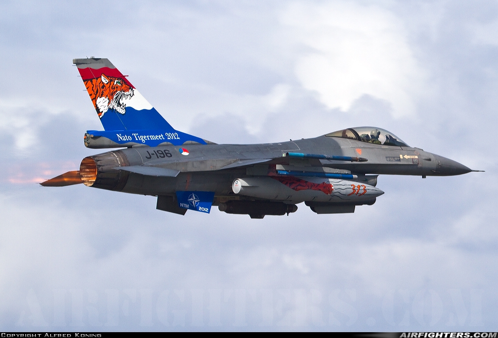 Netherlands - Air Force General Dynamics F-16AM Fighting Falcon J-196 at Orland (OLA / ENOL), Norway