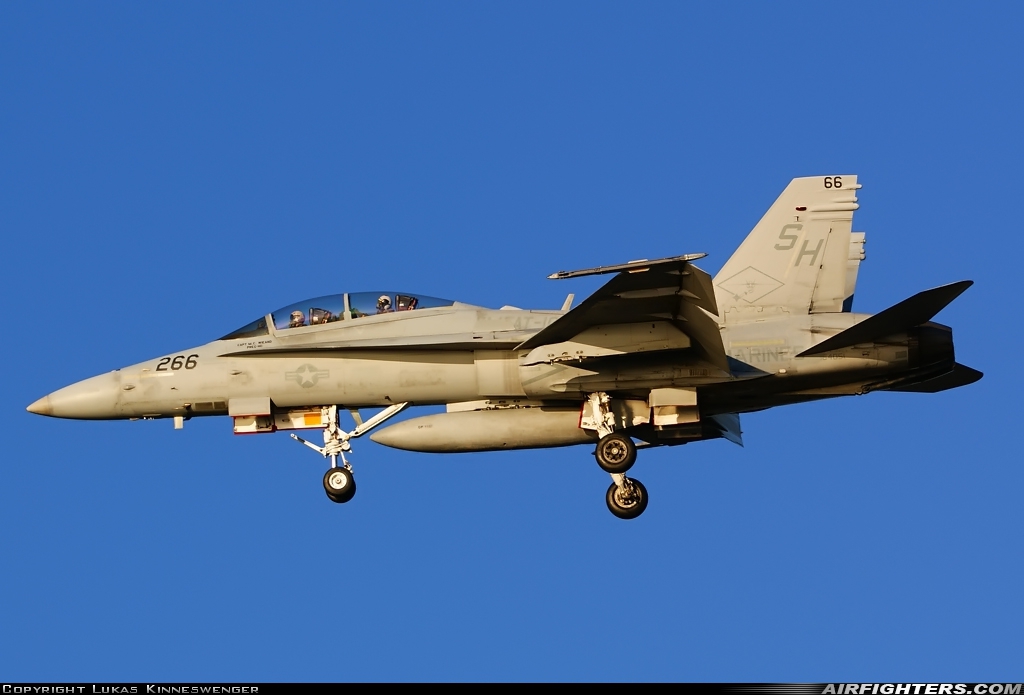 USA - Marines McDonnell Douglas F/A-18D Hornet 164051 at San Diego - North Island NAS / Halsey Field (NZY / KNZY), USA