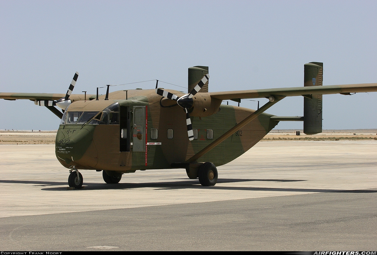 Oman - Air Force Short SC-7 Skyvan 3M 902 at Masirah (MSH / OOMA), Oman