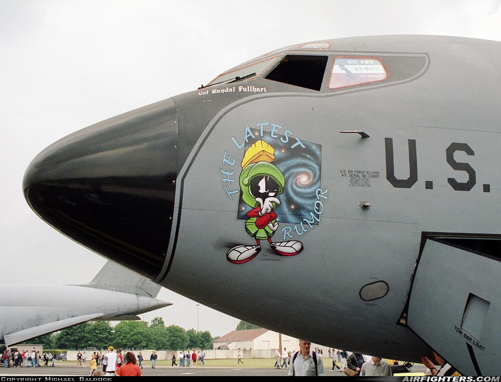 USA - Air Force Boeing KC-135R Stratotanker (717-100) 63-8017 at Mildenhall (MHZ / GXH / EGUN), UK