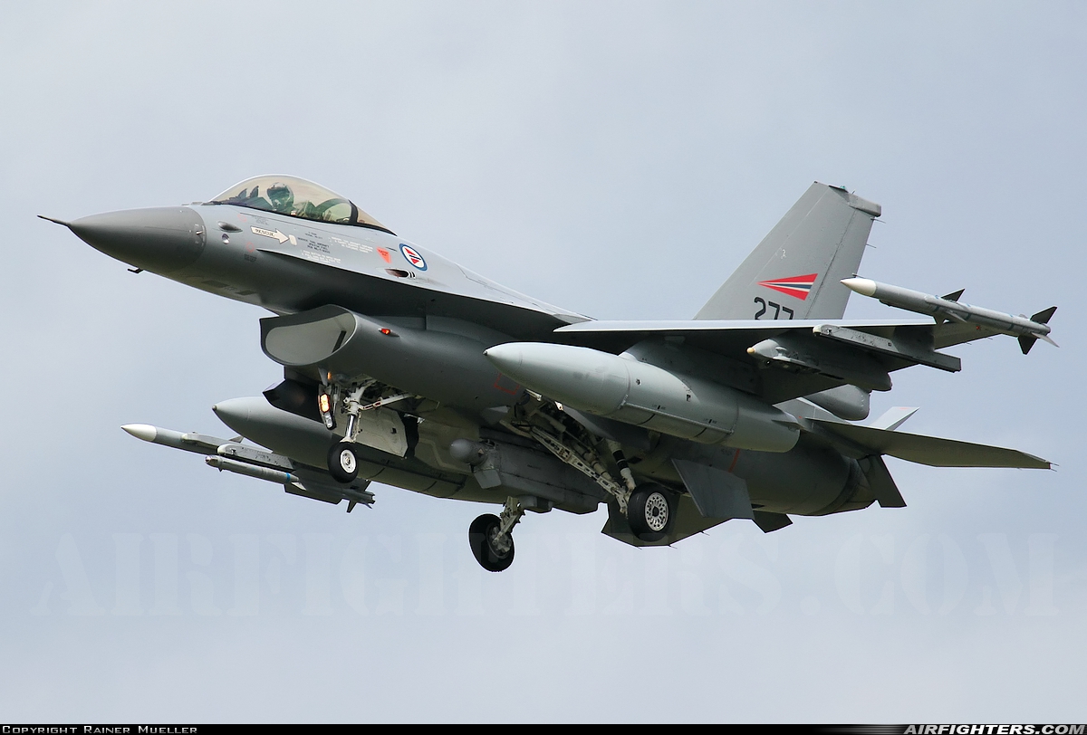 Norway - Air Force General Dynamics F-16AM Fighting Falcon 277 at Leeuwarden (LWR / EHLW), Netherlands