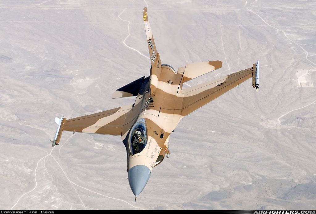 USA - Air Force General Dynamics F-16C Fighting Falcon 87-0307 at In Flight, USA
