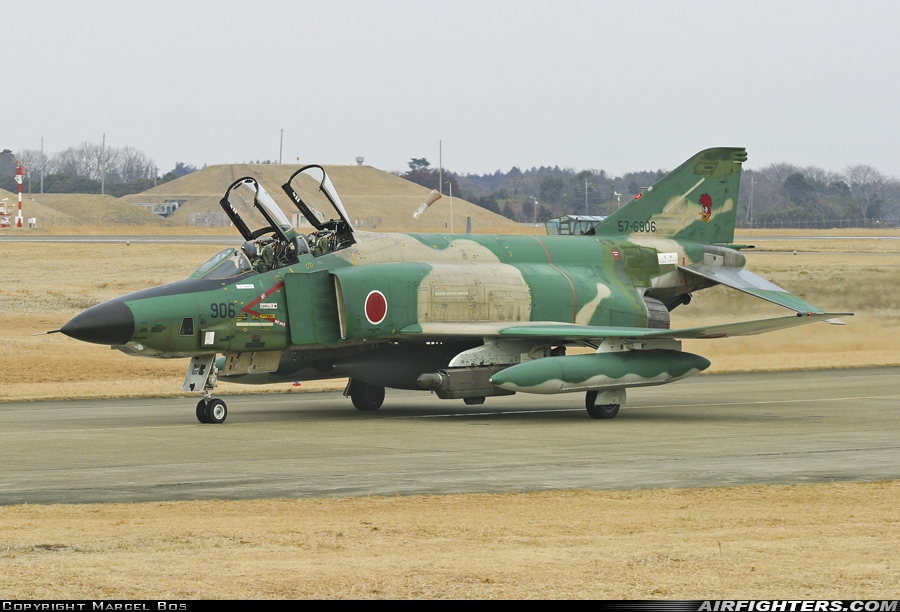 Japan - Air Force McDonnell Douglas RF-4EJ Phantom II 57-6906 at Hyakuri (RJAH), Japan