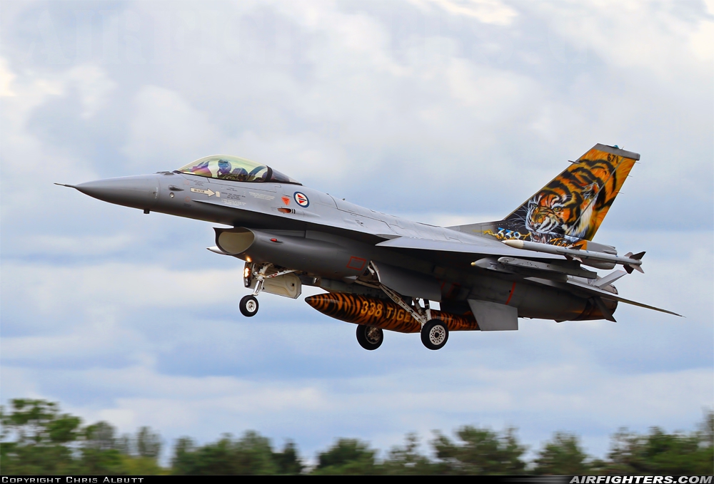Norway - Air Force General Dynamics F-16AM Fighting Falcon 671 at Fairford (FFD / EGVA), UK