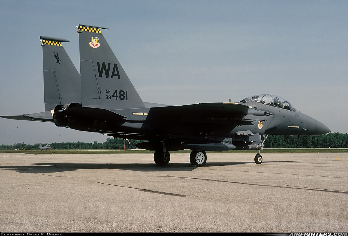 USA - Air Force McDonnell Douglas F-15E Strike Eagle 89-0481 at London (YXU / CYXU), Canada