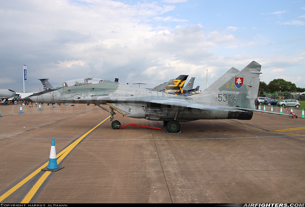 Slovakia - Air Force Mikoyan-Gurevich MiG-29UBS (9.51) 5304 at Fairford (FFD / EGVA), UK