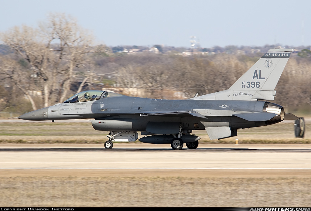 USA - Air Force General Dynamics F-16C Fighting Falcon 88-0398 at Fort Worth - NAS JRB / Carswell Field (AFB) (NFW / KFWH), USA