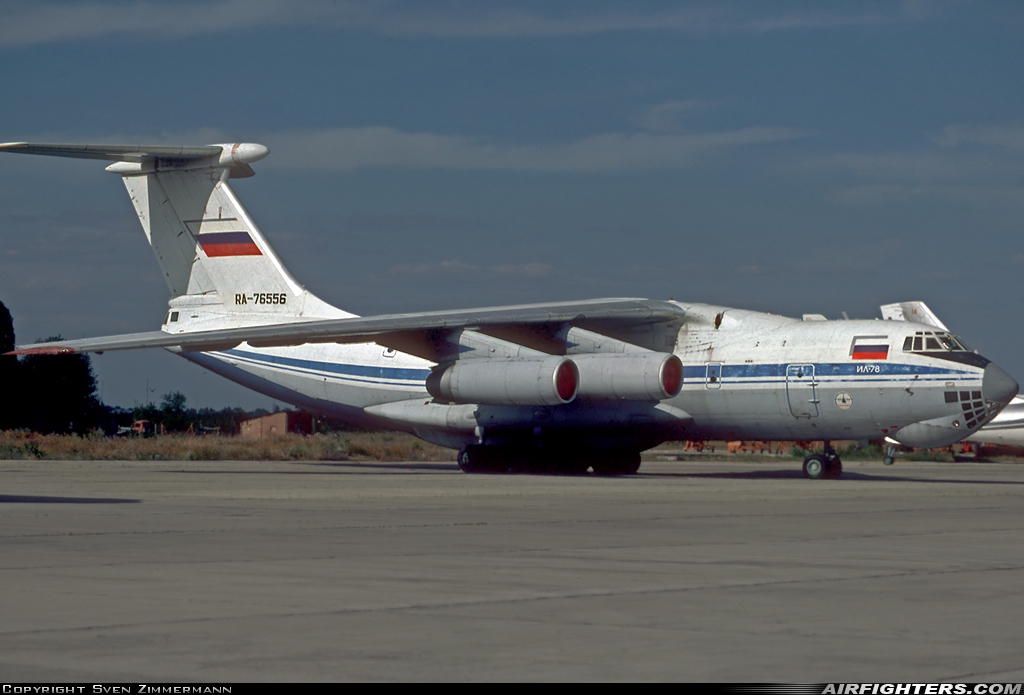 Russia - Air Force Ilyushin IL-78 RA-76556B at Engels (Zngyelse) (UWSG), Russia