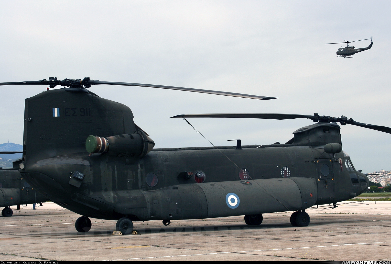 Greece - Army Boeing Vertol CH-47SD Chinook ES911 at Megara AB - Pahi (LGMG), Greece