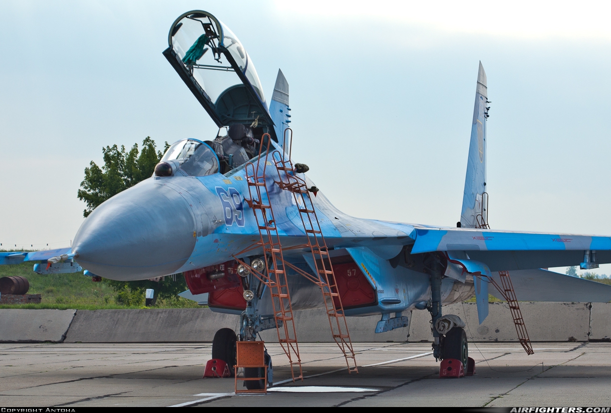 Ukraine - Air Force Sukhoi Su-27UB  at Mirgorod - (MXR / UKBM), Ukraine