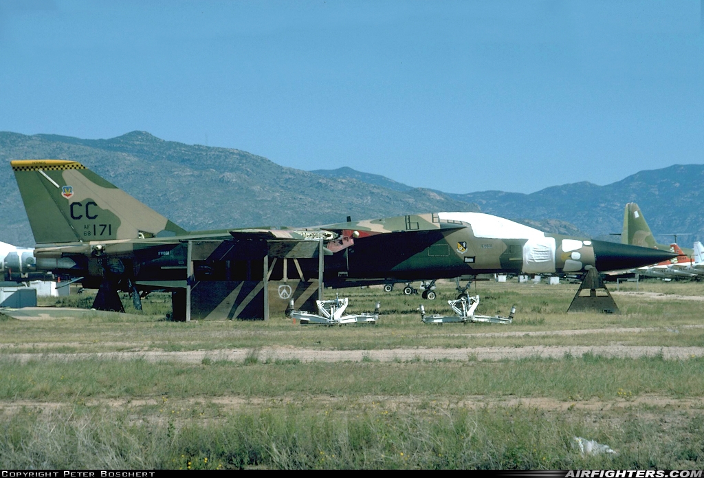 USA - Air Force General Dynamics F-111D Aardvark 68-0171 at Tucson - Davis-Monthan AFB (DMA / KDMA), USA