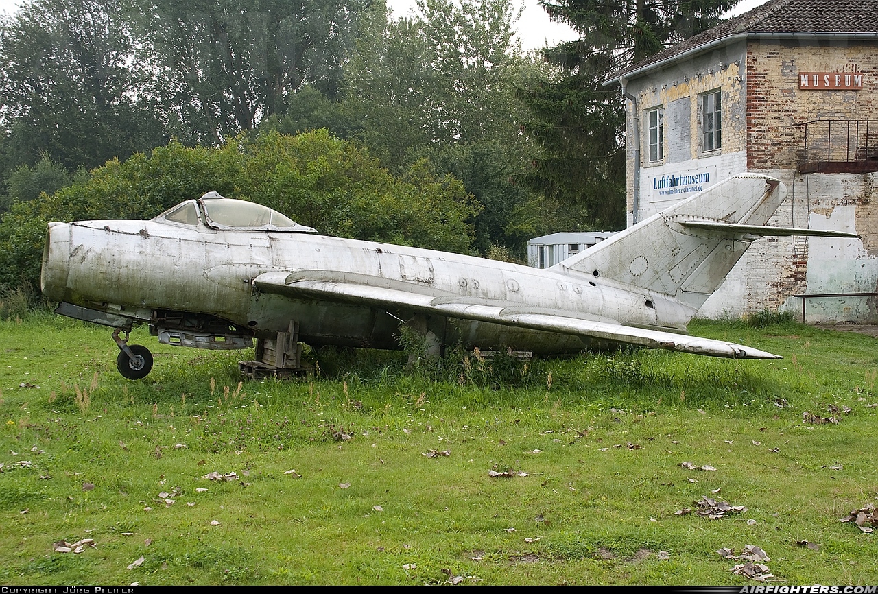 East Germany - Air Force Mikoyan-Gurevich MiG-17F 07 at Rechlin-Lärz (EDAX), Germany