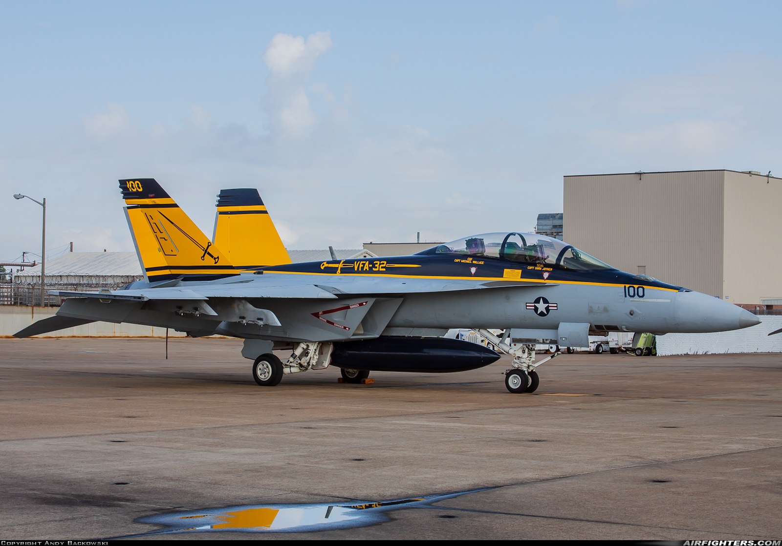 USA - Navy Boeing F/A-18F Super Hornet 166661 at Norfolk - Norfolk NAS / Chambers Field (NGU / KNGU), USA