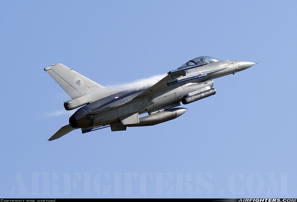 Netherlands - Air Force General Dynamics F-16AM Fighting Falcon J-008 at Breda - Gilze-Rijen (GLZ / EHGR), Netherlands