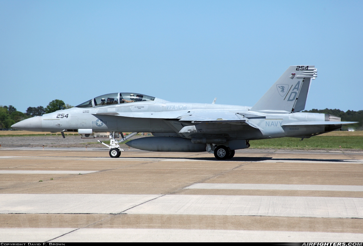 USA - Navy Boeing F/A-18F Super Hornet 166812 at Virginia Beach - Oceana NAS / Apollo Soucek Field (NTU / KNTU), USA