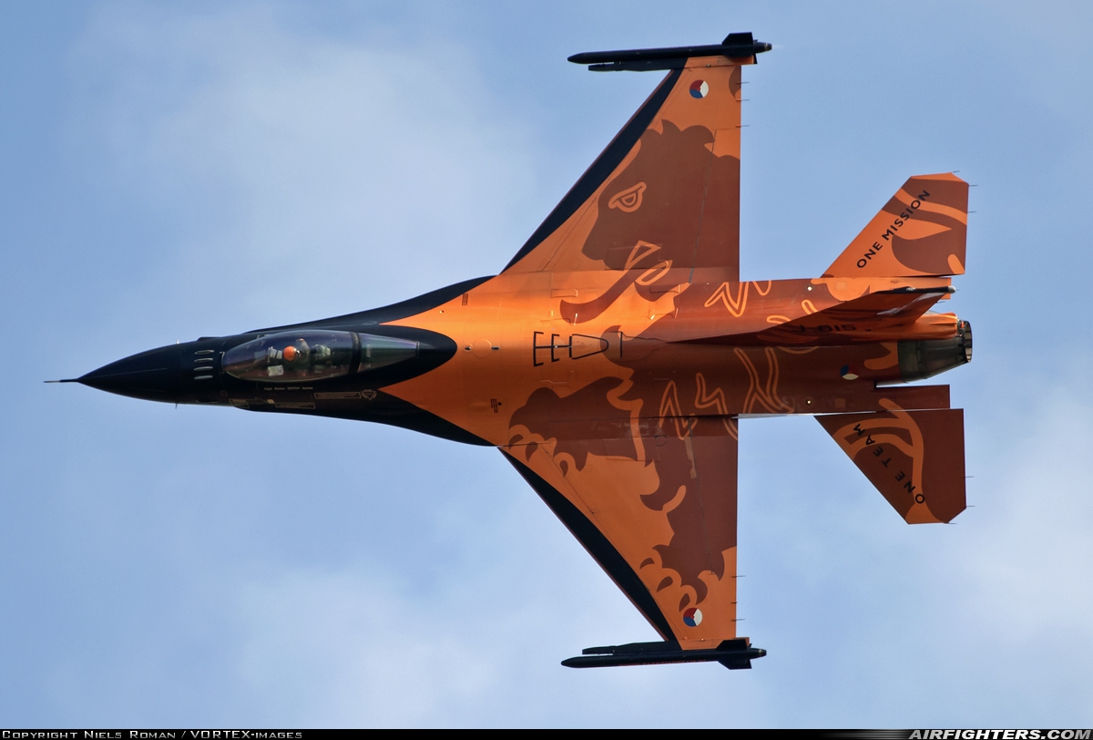 Netherlands - Air Force General Dynamics F-16AM Fighting Falcon J-015 at Texel (EHTX), Netherlands