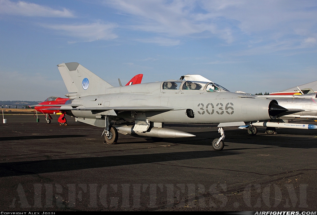 Private Mikoyan-Gurevich MiG-21UM N7238T at Portland - Portland-Hillsboro (HIO), USA