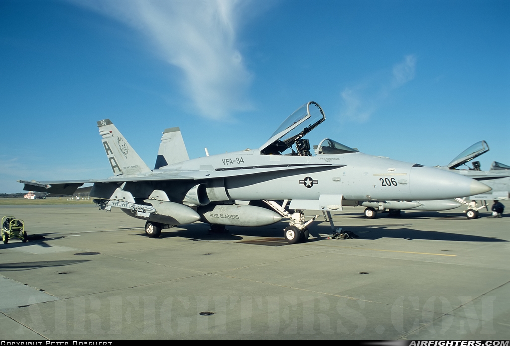 USA - Navy McDonnell Douglas F/A-18C Hornet 165399 at Virginia Beach - Oceana NAS / Apollo Soucek Field (NTU / KNTU), USA