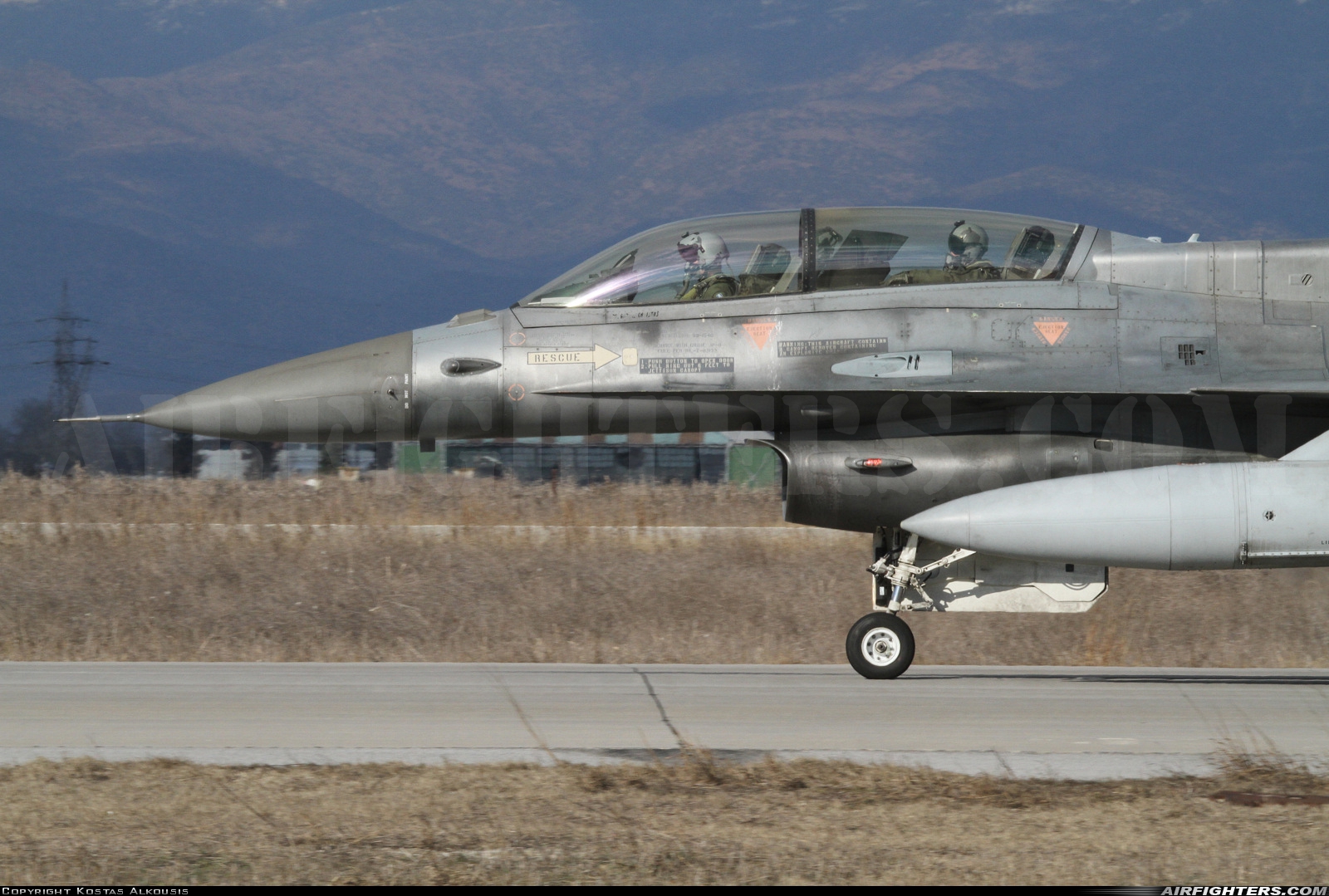 Greece - Air Force General Dynamics F-16D Fighting Falcon 606 at Larissa (LRA / LGLR), Greece