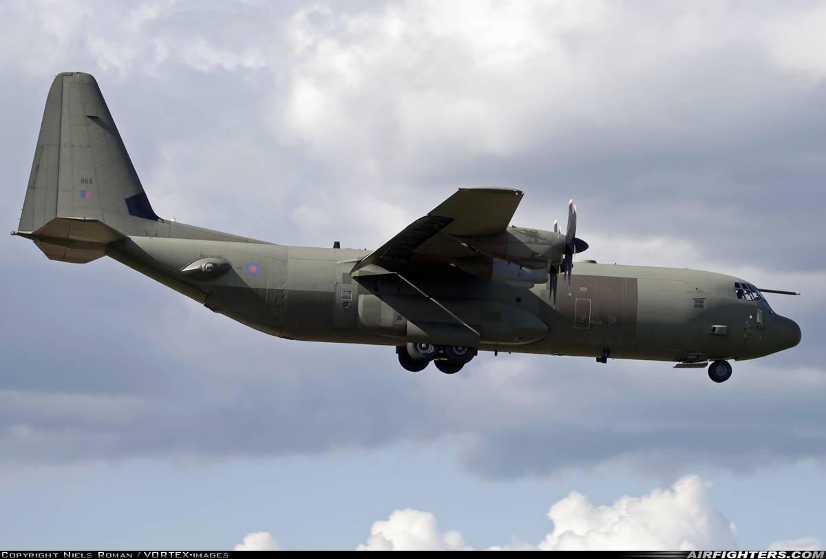 UK - Air Force Lockheed Martin Hercules C4 (C-130J-30 / L-382) ZH868 at Eindhoven (- Welschap) (EIN / EHEH), Netherlands
