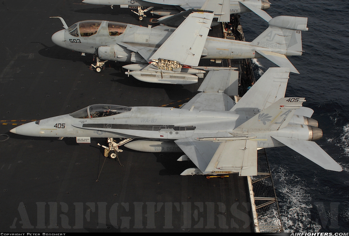 USA - Navy McDonnell Douglas F/A-18A+ Hornet 162863 at Off-Airport - Arabian Sea, International Airspace