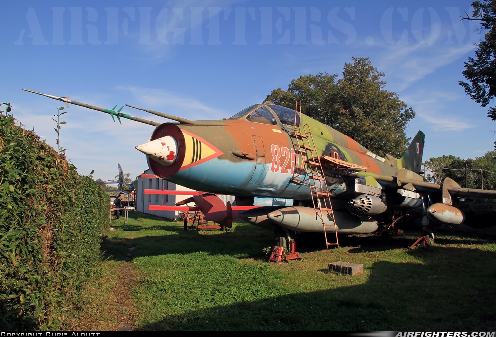 Poland - Air Force Sukhoi Su-22M4 Fitter-K 8207 at Off-Airport - Witoszow Dolny, Poland