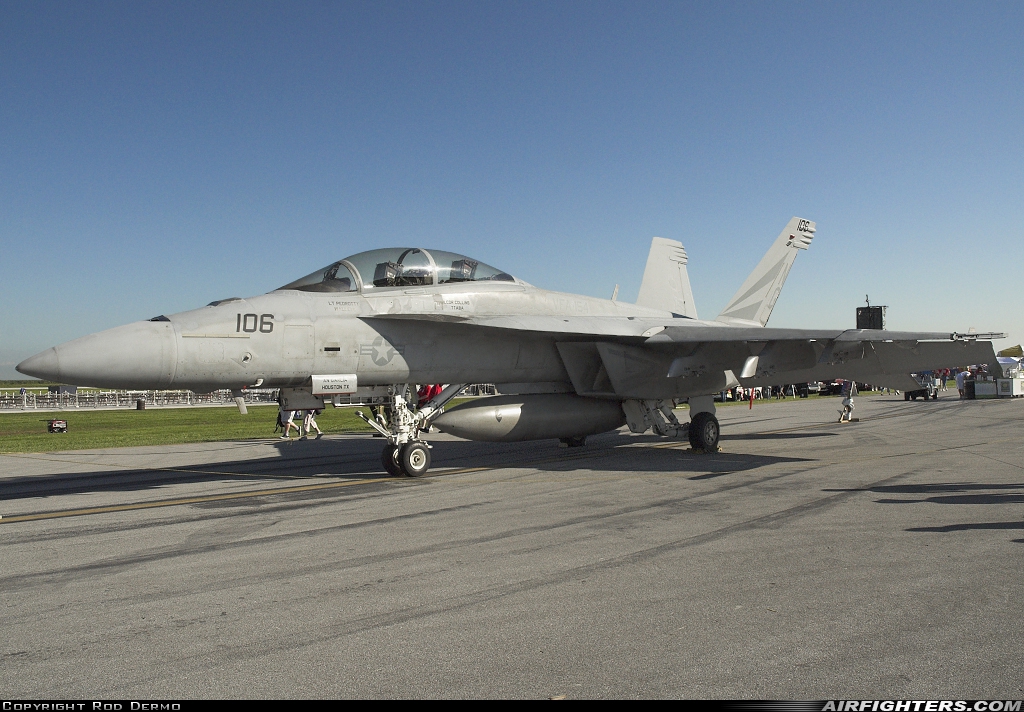 USA - Navy Boeing F/A-18F Super Hornet 165929 at Cleveland - Burke Lakefront (BKL / KBKL), USA