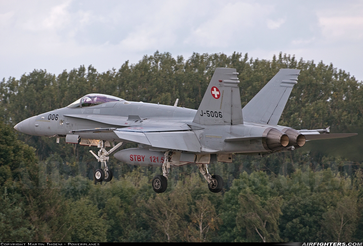 Switzerland - Air Force McDonnell Douglas F/A-18C Hornet J-5006 at Payerne (LSMP), Switzerland