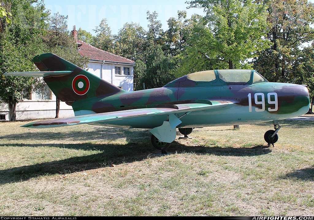 Bulgaria - Air Force Mikoyan-Gurevich MiG-15UTI 199 at Graf Ignatievo (LBPG), Bulgaria