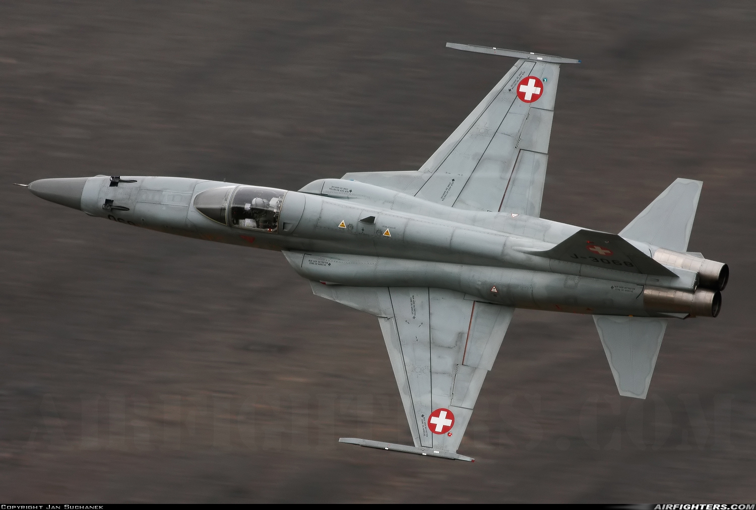 Switzerland - Air Force Northrop F-5E Tiger II J-3068 at Off-Airport - Axalp, Switzerland