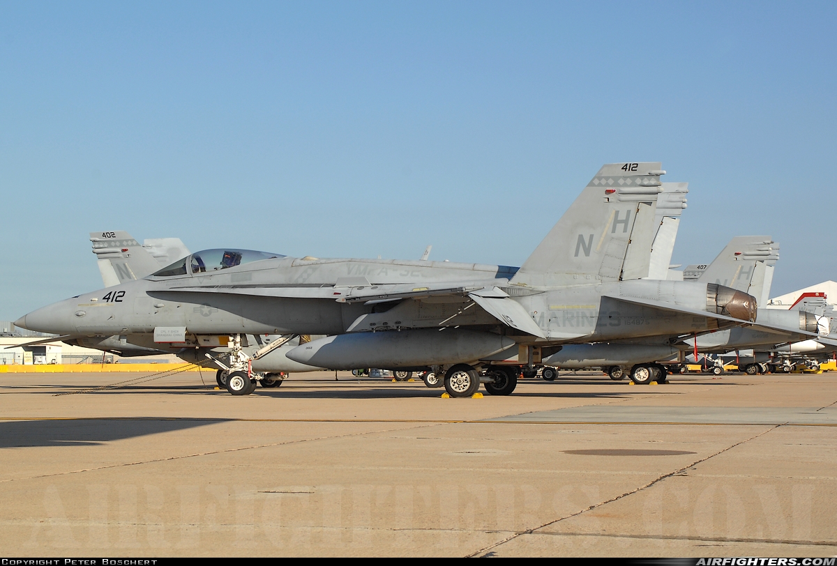 USA - Marines McDonnell Douglas F/A-18C Hornet 164875 at San Diego - Miramar MCAS (NAS) / Mitscher Field (NKX / KNKX), USA