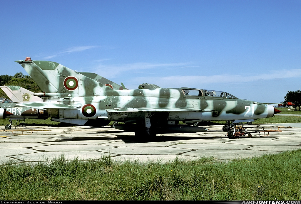 Bulgaria - Air Force Mikoyan-Gurevich MiG-21UM 21 at Graf Ignatievo (LBPG), Bulgaria