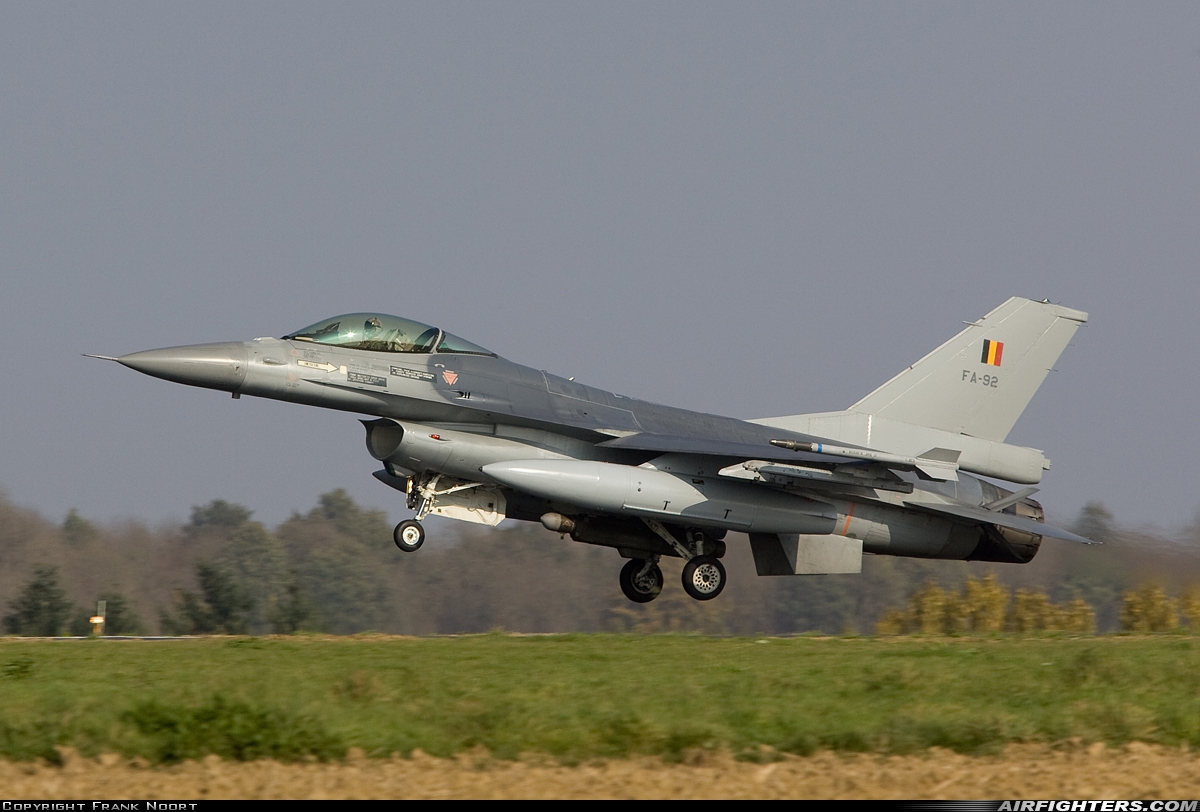 Belgium - Air Force General Dynamics F-16AM Fighting Falcon FA-92 at Florennes (EBFS), Belgium