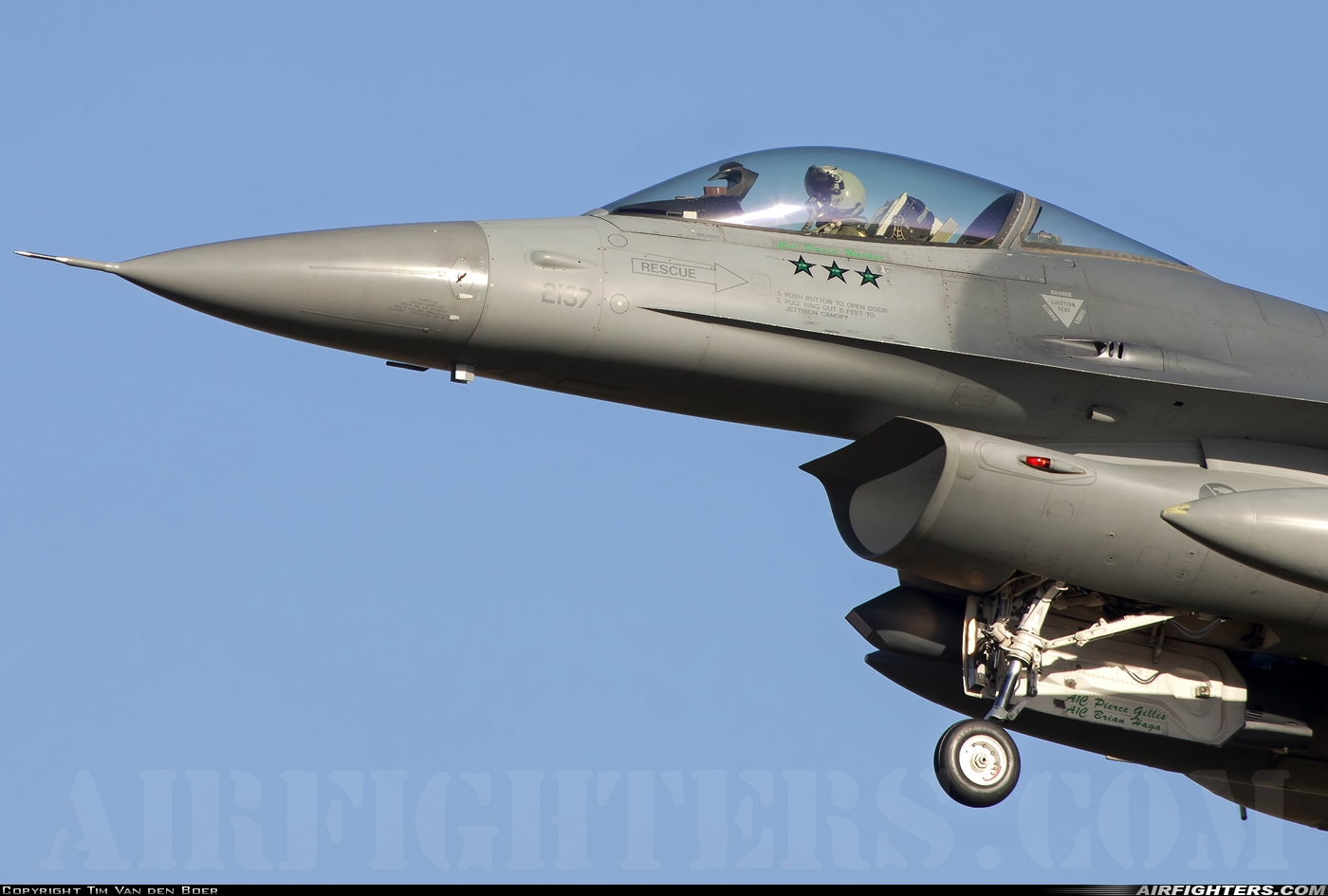 USA - Air Force General Dynamics F-16C Fighting Falcon 89-2137 at Kleine Brogel (EBBL), Belgium