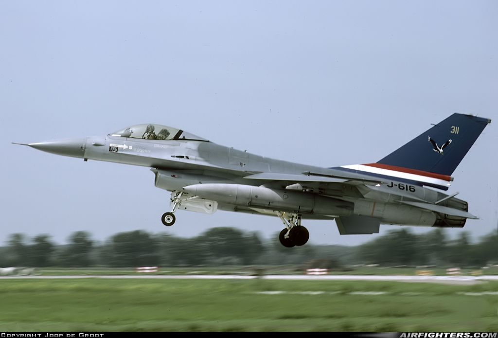 Netherlands - Air Force General Dynamics F-16A Fighting Falcon J-616 at Uden - Volkel (UDE / EHVK), Netherlands
